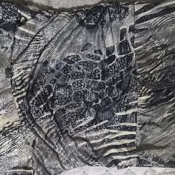 Top - Picture 6 of 6